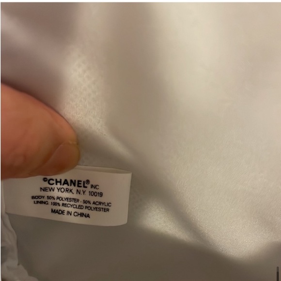 Authentic Chanel Tweed crossbody bag - Picture 9 of 13